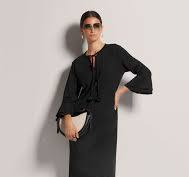 kleid mit trompetenärmel